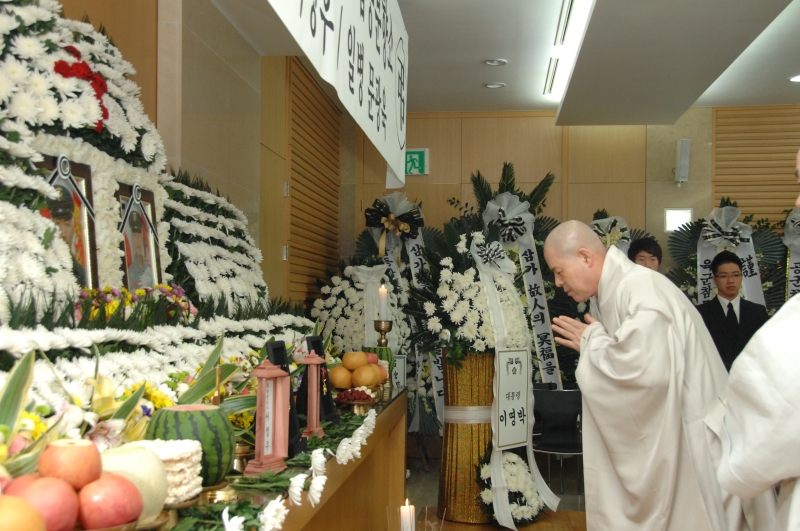 2010.11.26_연평도 전사자 조문 (4)